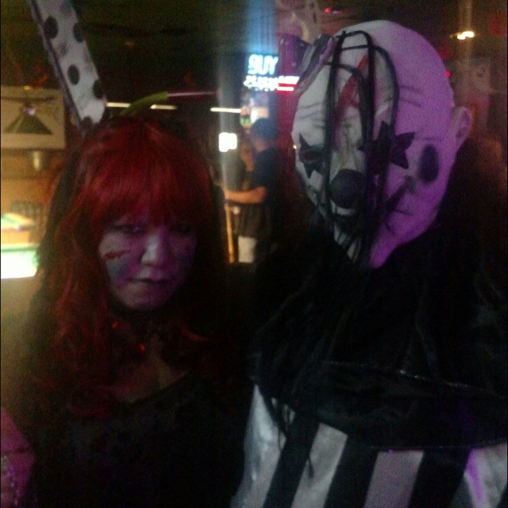 Meet your Posher, Suzanne